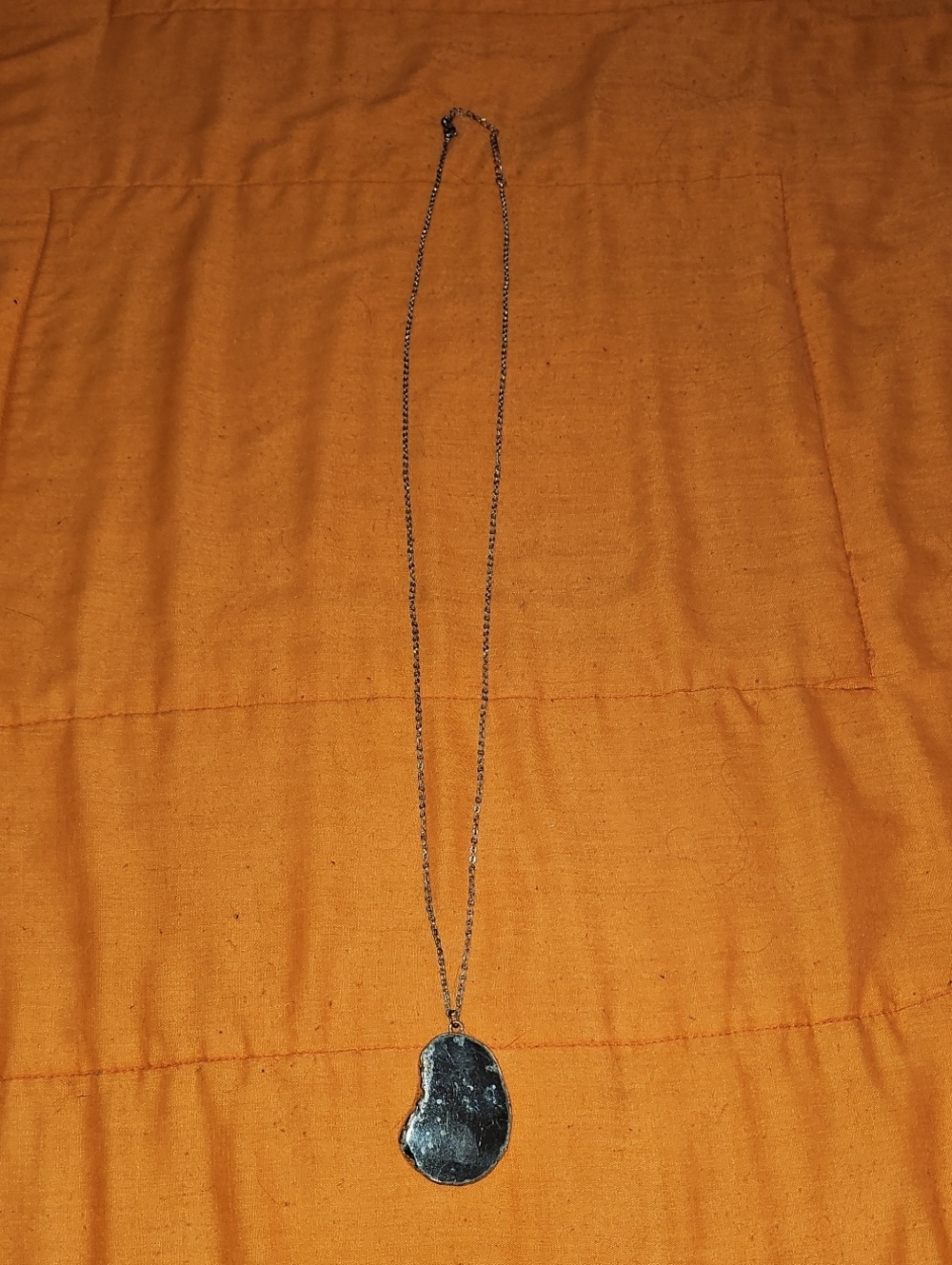 Womens 20" Long Rock Necklace With Gold!! Beautiful